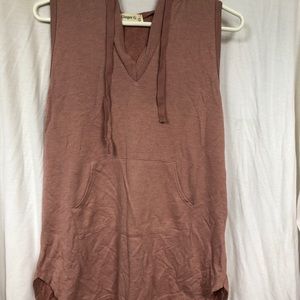 Dusty purple hooded sleeveless sweatshirt